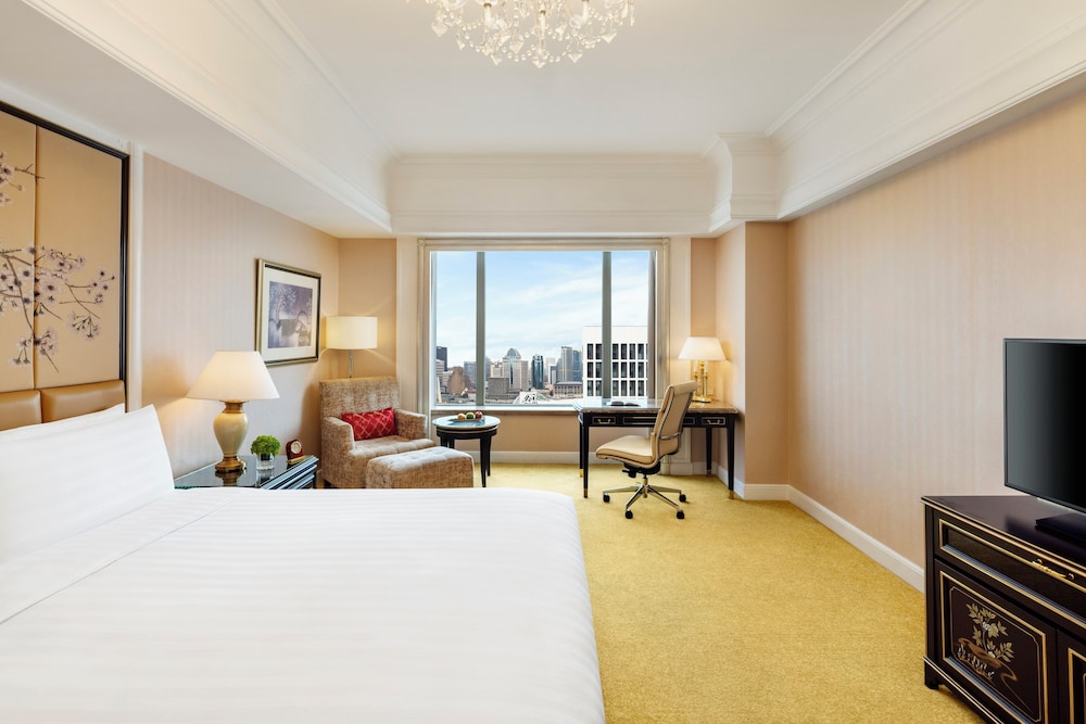 Pudong Shangri-La, Shanghai — Hotel rooms in Shanghai, Shanghai