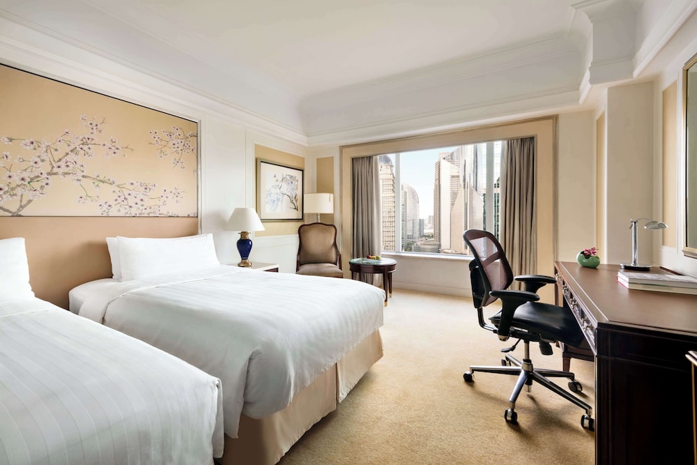Pudong Shangri-La, Shanghai — Hotel rooms in Shanghai, Shanghai