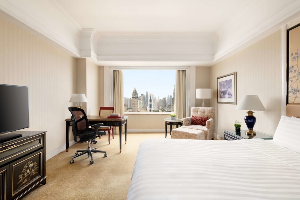 Pudong Shangri-La, Shanghai — Hotel rooms in Shanghai, Shanghai