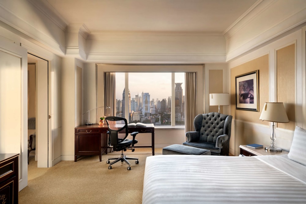 Pudong Shangri-La, Shanghai — Hotel rooms in Shanghai, Shanghai