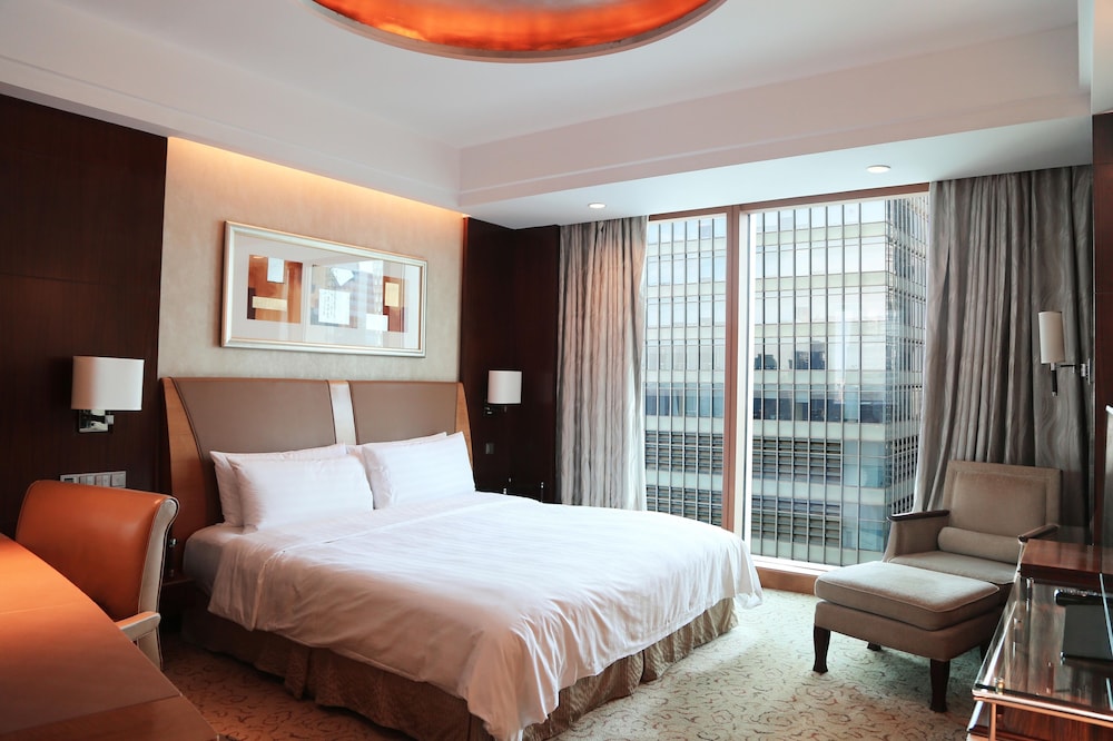 Pudong Shangri-La, Shanghai — Hotel rooms in Shanghai, Shanghai