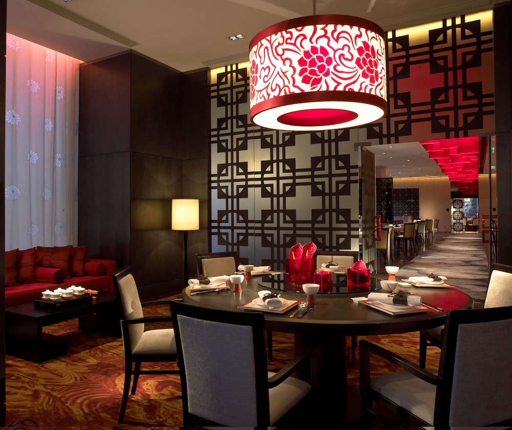Pudong Shangri-La, Shanghai — Restaurant & bars in Shanghai, Shanghai
