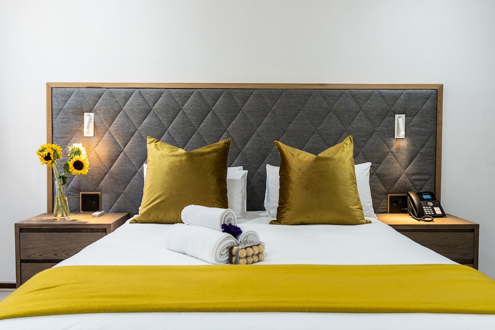 Cape Diamond Boutique Hotel — Hotel rooms in Cape Town, Western Cape