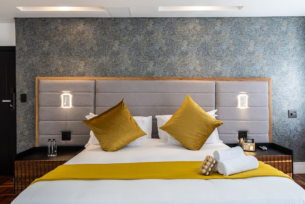 Cape Diamond Boutique Hotel — Hotel rooms in Cape Town, Western Cape