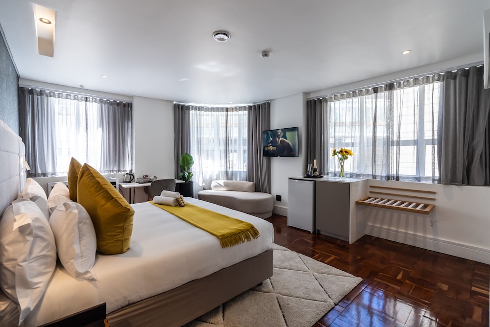 Cape Diamond Boutique Hotel — Hotel rooms in Cape Town, Western Cape