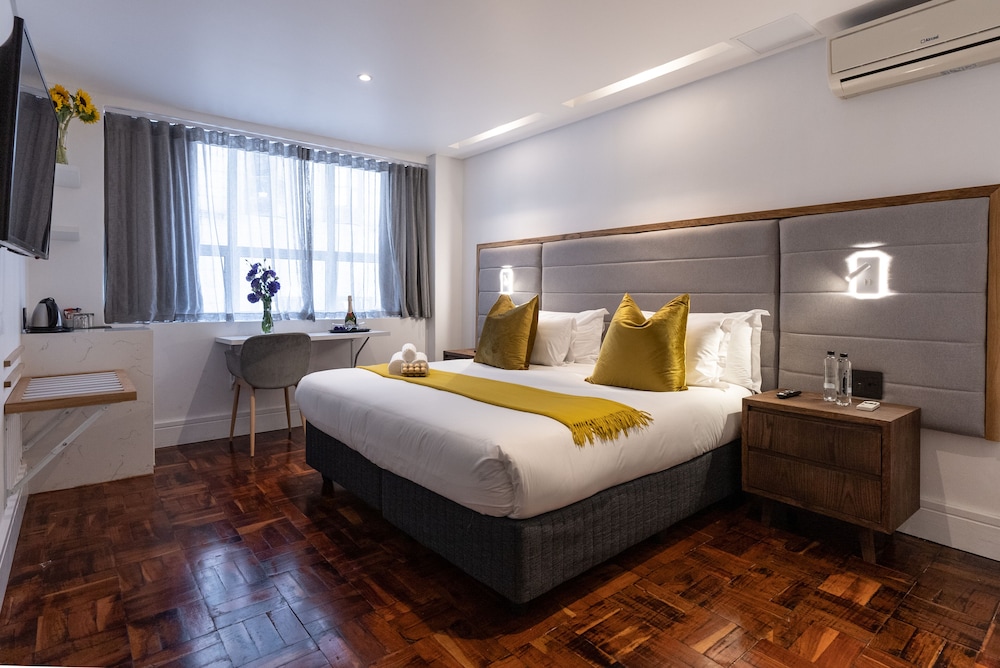 Cape Diamond Boutique Hotel — Hotel rooms in Cape Town, Western Cape