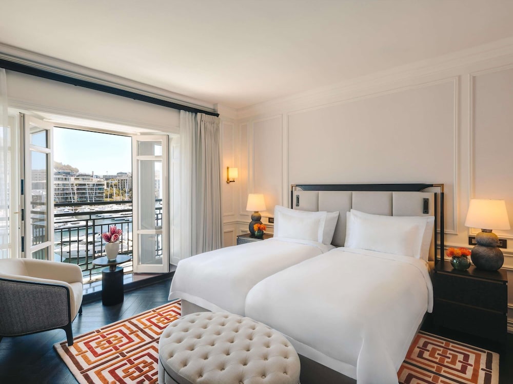 Cape Grace, A Fairmont Managed Hotel — Hotel rooms in Cape Town, Western Cape