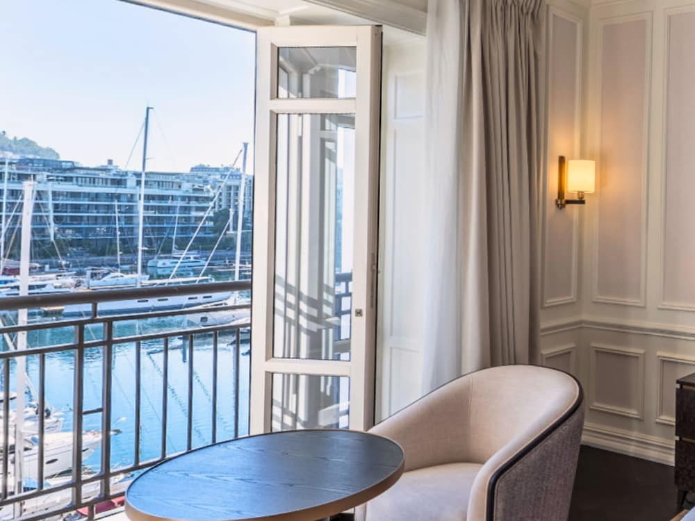 Cape Grace, A Fairmont Managed Hotel — Hotel rooms in Cape Town, Western Cape