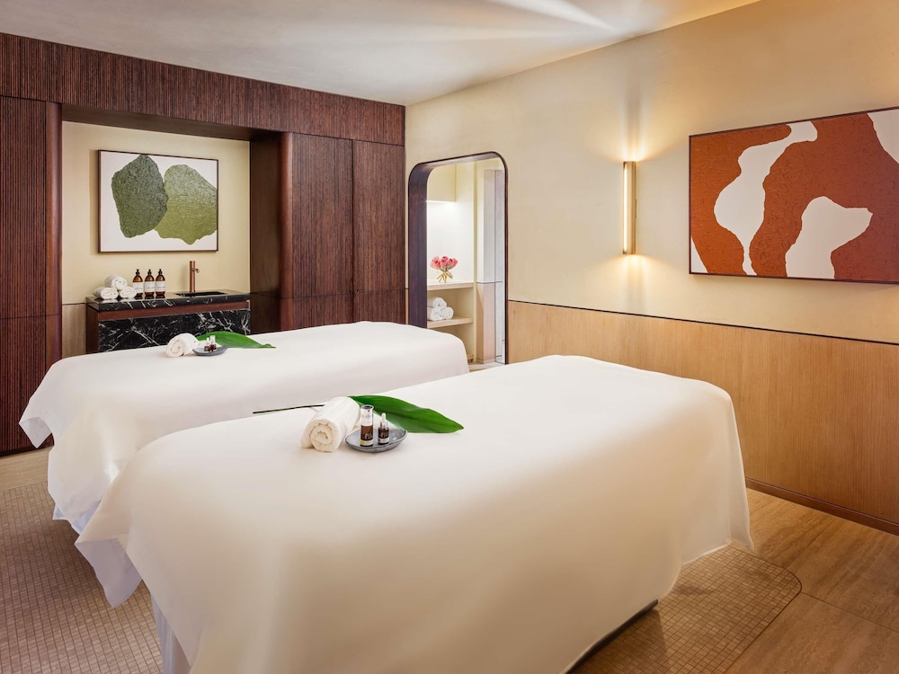 Cape Grace, A Fairmont Managed Hotel — Hotel rooms in Cape Town, Western Cape