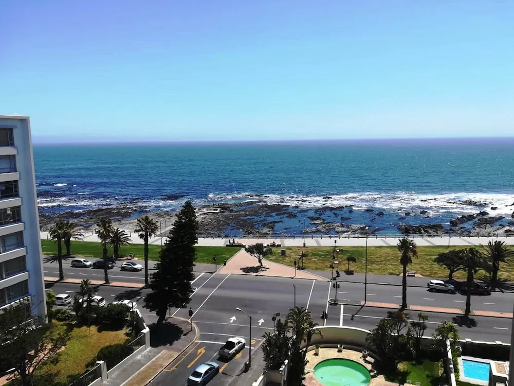 Premier Hotel Cape Town