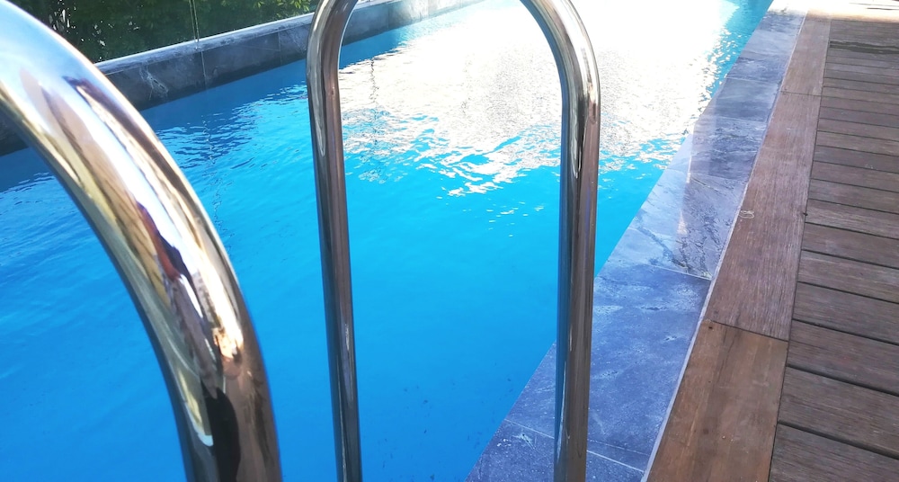 Premier Hotel Cape Town — Swimming pool in Cape Town, Western Cape