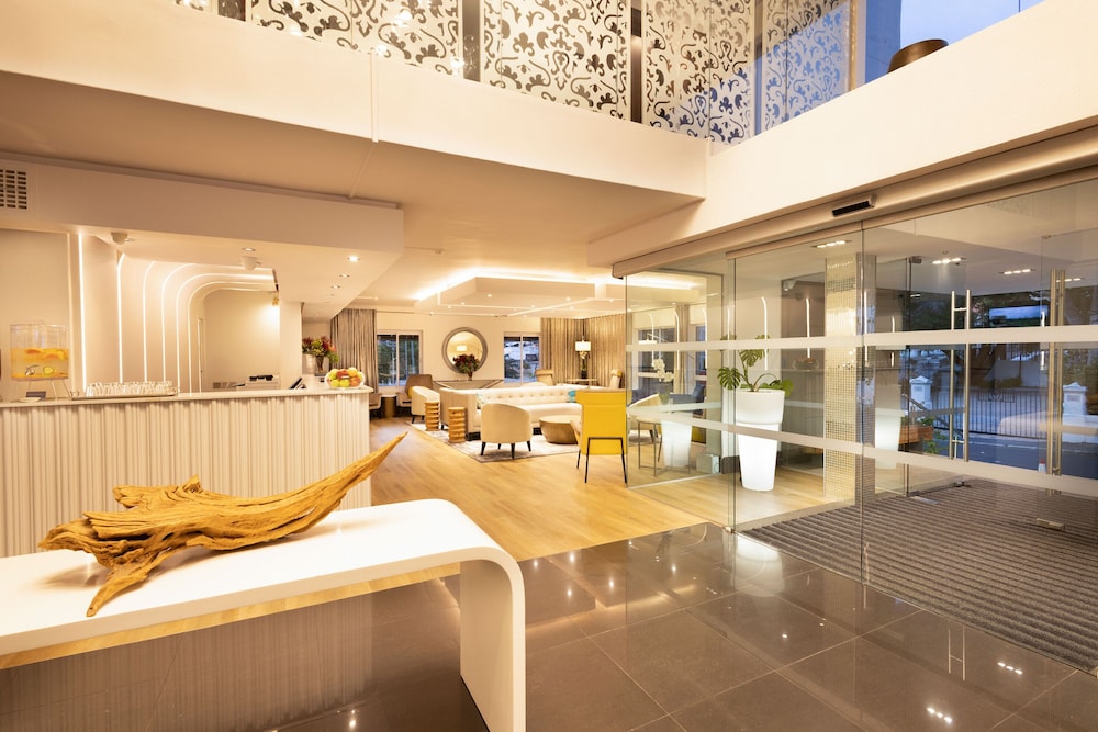 The Cape Milner — Hotel building in Cape Town, Western Cape