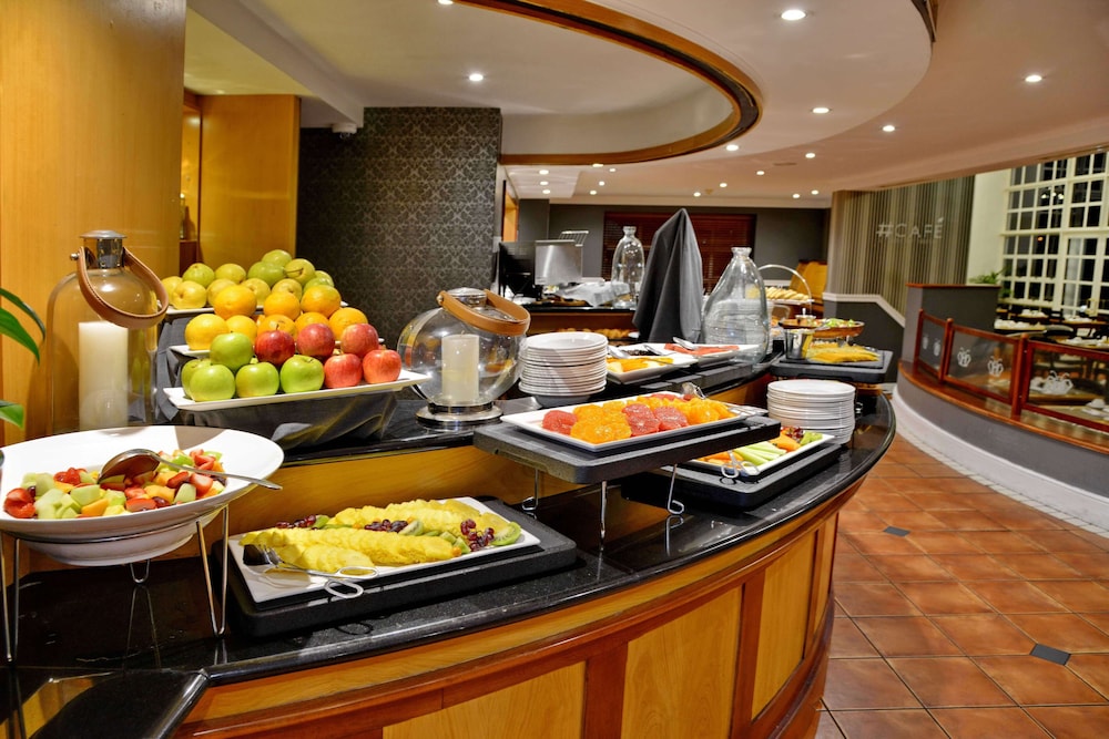 City Lodge Hotel GrandWest — Restaurant & bars in Cape Town, Western Cape