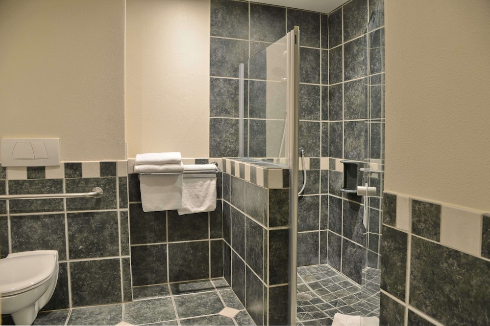 City Lodge Hotel GrandWest — Hotel rooms in Cape Town, Western Cape