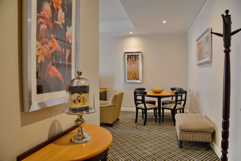 City Lodge Hotel GrandWest — Hotel rooms in Cape Town, Western Cape