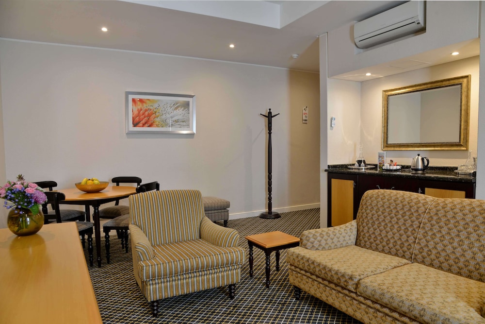 City Lodge Hotel GrandWest — Hotel rooms in Cape Town, Western Cape