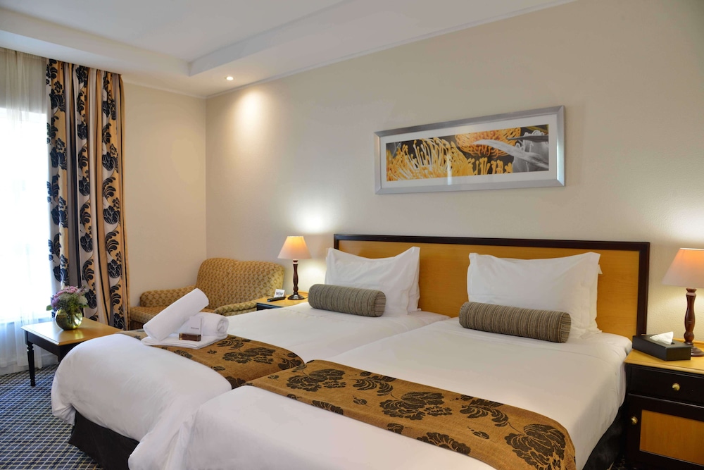 City Lodge Hotel GrandWest — Hotel rooms in Cape Town, Western Cape