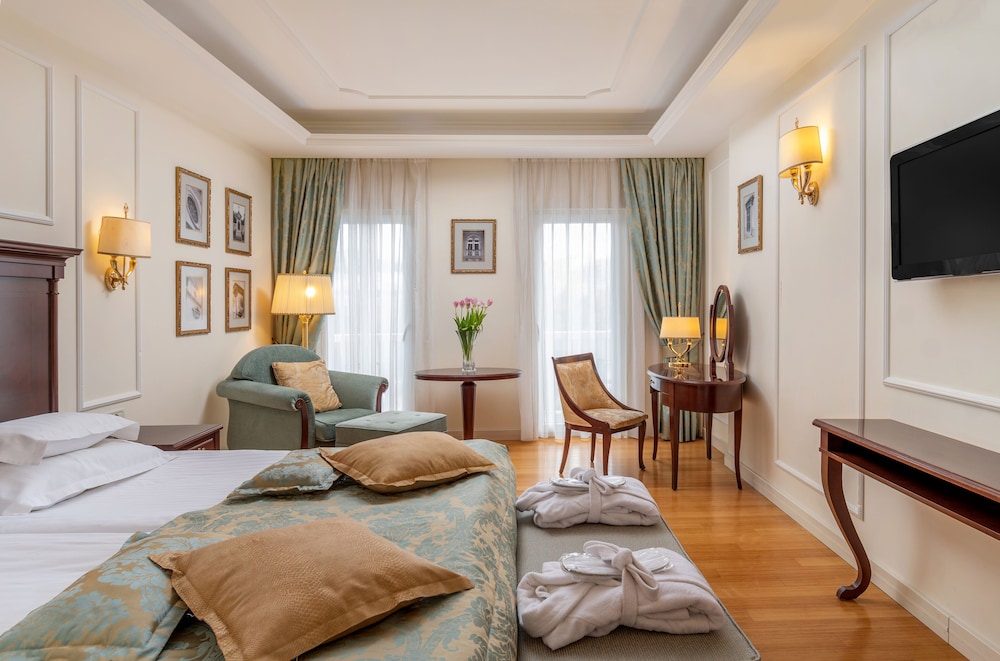Hotel President Solin — Hotel rooms in Solin, Split-Dalmatia
