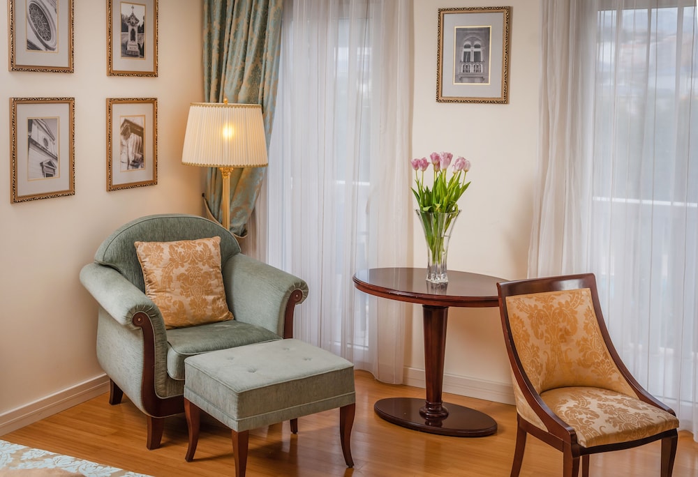 Hotel President Solin — Hotel rooms in Solin, Split-Dalmatia
