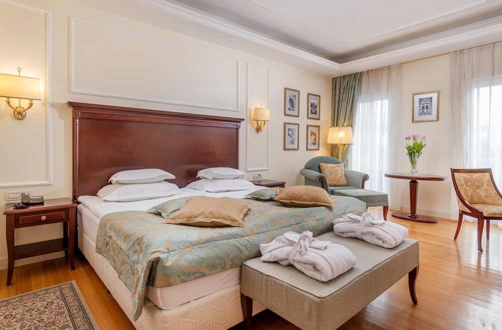Hotel President Solin — Hotel rooms in Solin, Split-Dalmatia