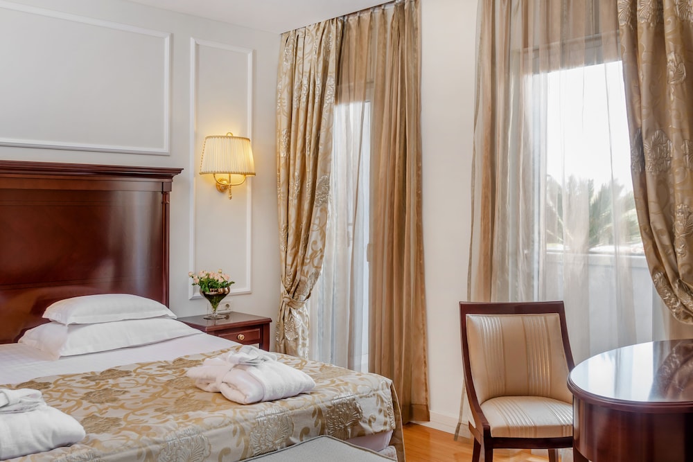 Hotel President Solin — Hotel rooms in Solin, Split-Dalmatia