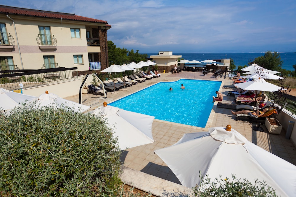 Blue Waves Resort - zdjęcie 2