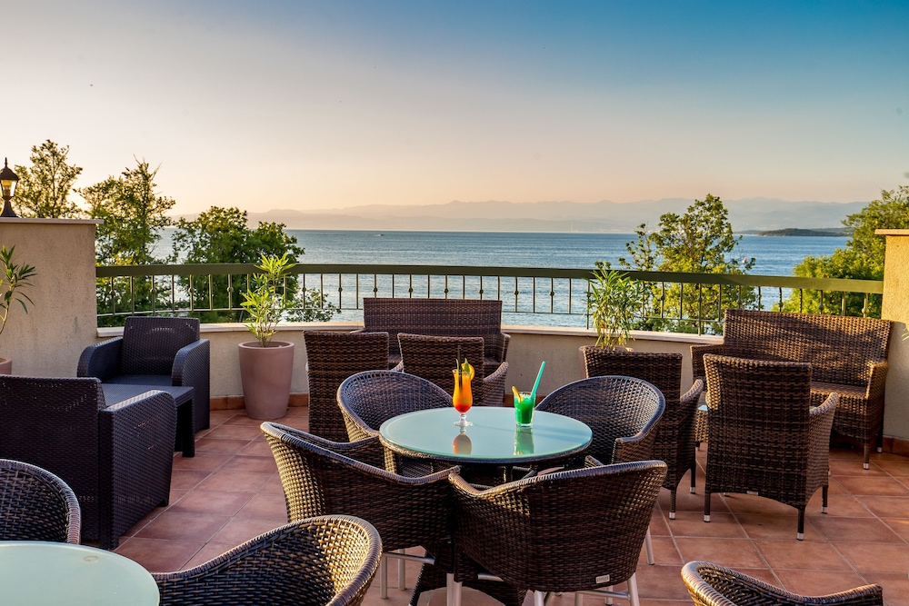 Blue Waves Resort - zdjęcie 5