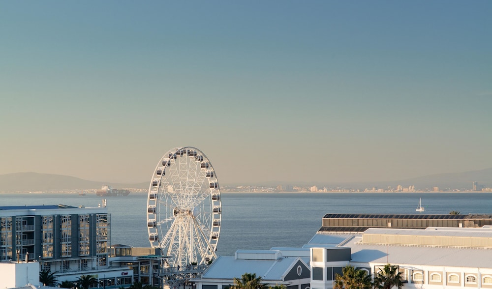 The Commodore Hotel — Attractions in the area in Cape Town, Western Cape