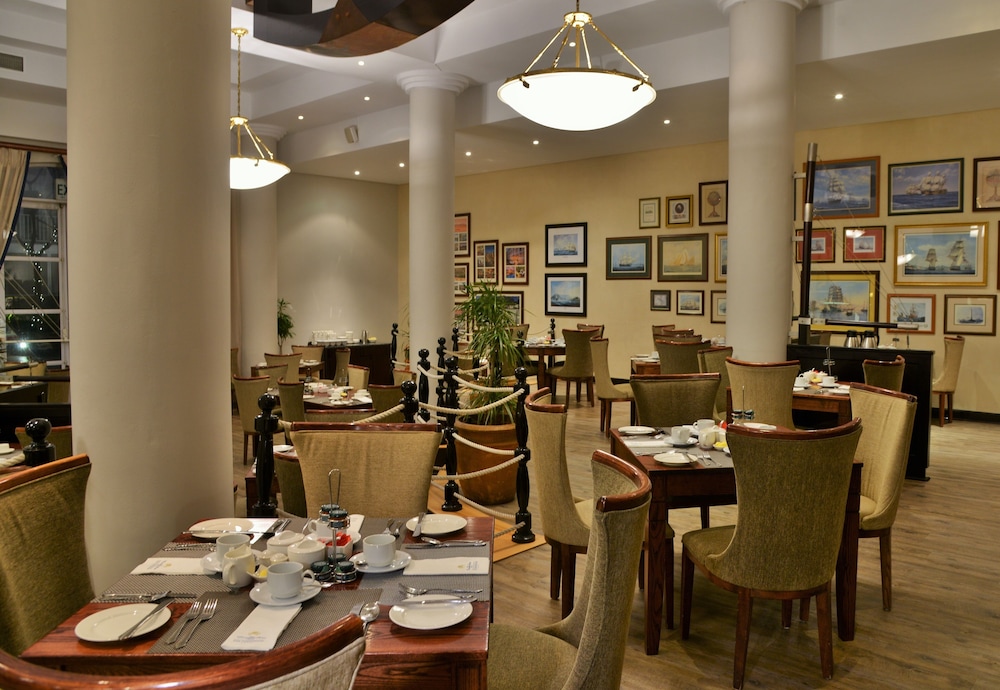 The Commodore Hotel — Restaurant & bars in Cape Town, Western Cape