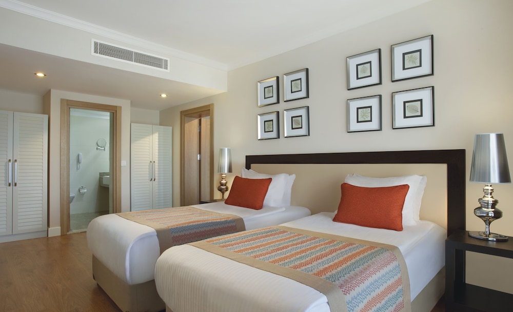 Akka Alinda Hotel — Hotel rooms in Kemer