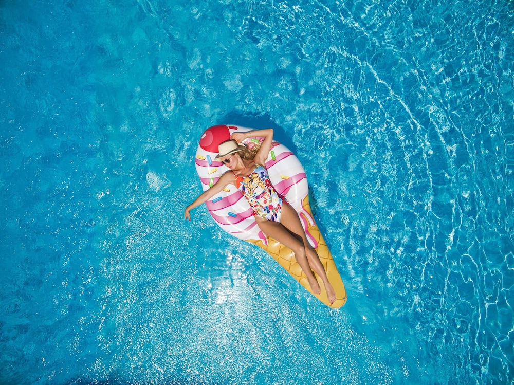 Akka Alinda Hotel — Swimming pool in Kemer