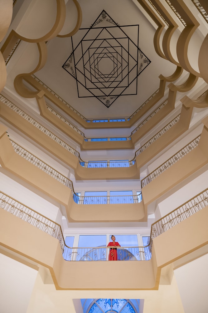 Akka Alinda Hotel — Hotel building in Kemer