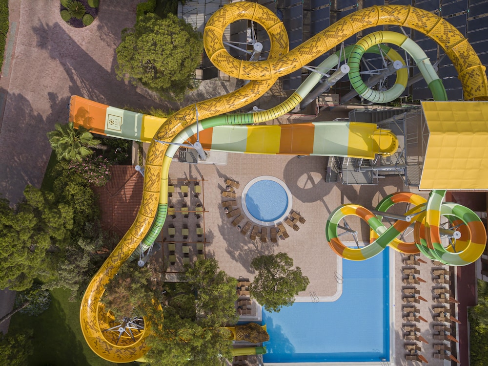 Akka Alinda Hotel — Attractions for children in Kemer