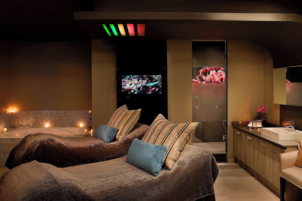 Cape Town Marriott Hotel Crystal Towers — Spa in Cape Town, Western Cape