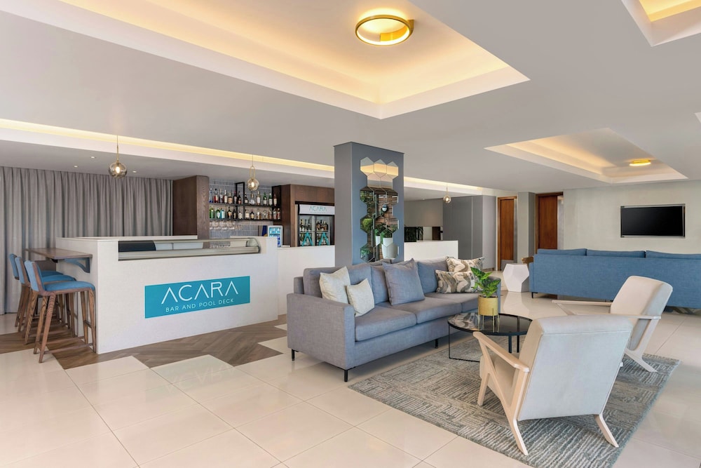 Cape Town Marriott Hotel Crystal Towers — Restaurant & bars in Cape Town, Western Cape