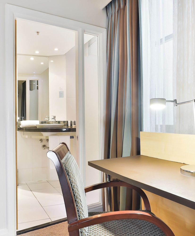 Holiday Inn Express Cape Town City-Centre by IHG — Hotel rooms in Cape Town, Western Cape