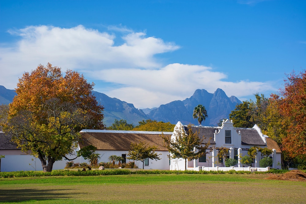 Holiday Inn Express Cape Town City-Centre by IHG — Attractions in the area in Cape Town, Western Cape