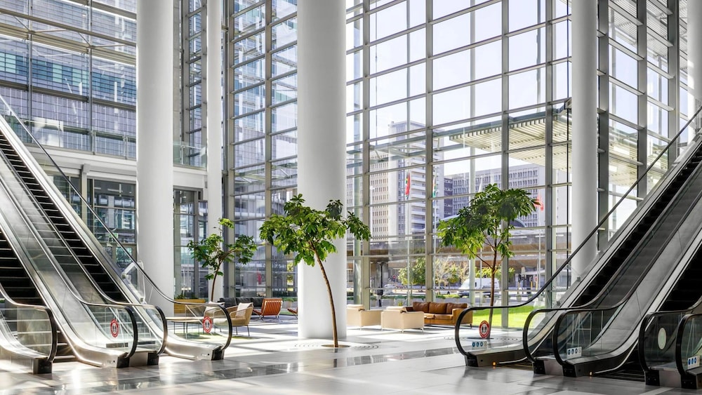 Holiday Inn Express Cape Town City-Centre by IHG — Hotel building in Cape Town, Western Cape