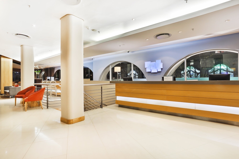 Holiday Inn Express Cape Town City-Centre by IHG — Hotel building in Cape Town, Western Cape