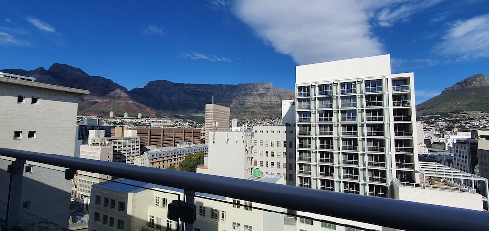 Holiday Inn Express Cape Town City-Centre by IHG — Attractions in the area in Cape Town, Western Cape