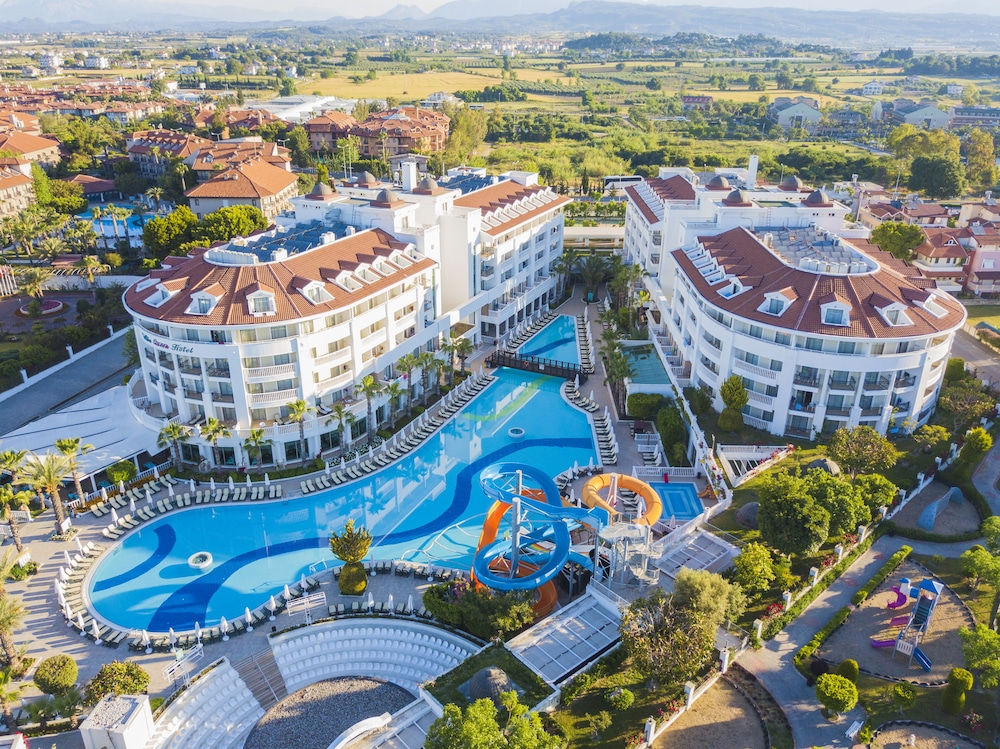 Alba Queen Hotel - Ultra All Inclusive — Swimming pool in Side