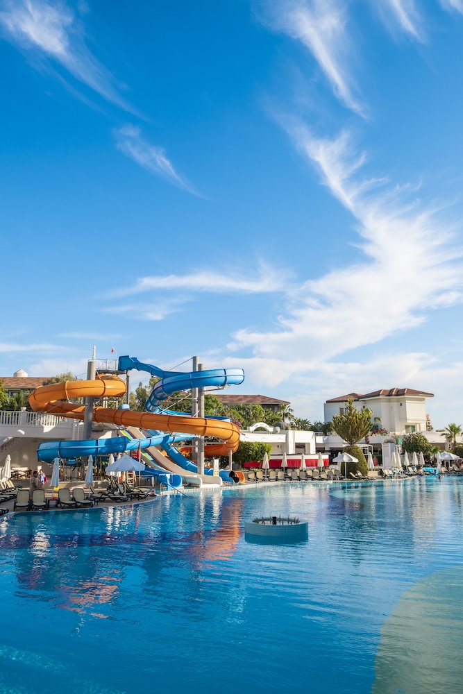 Alba Queen Hotel - Ultra All Inclusive — Swimming pool in Side
