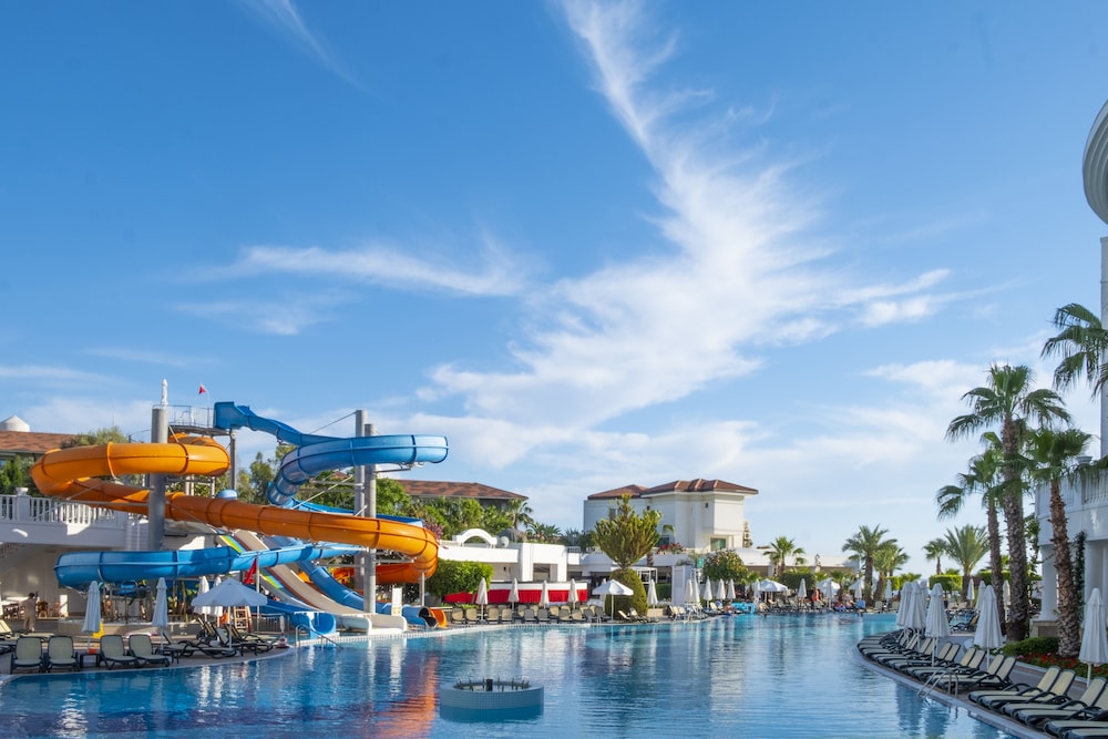 Alba Queen Hotel - Ultra All Inclusive — Swimming pool in Side