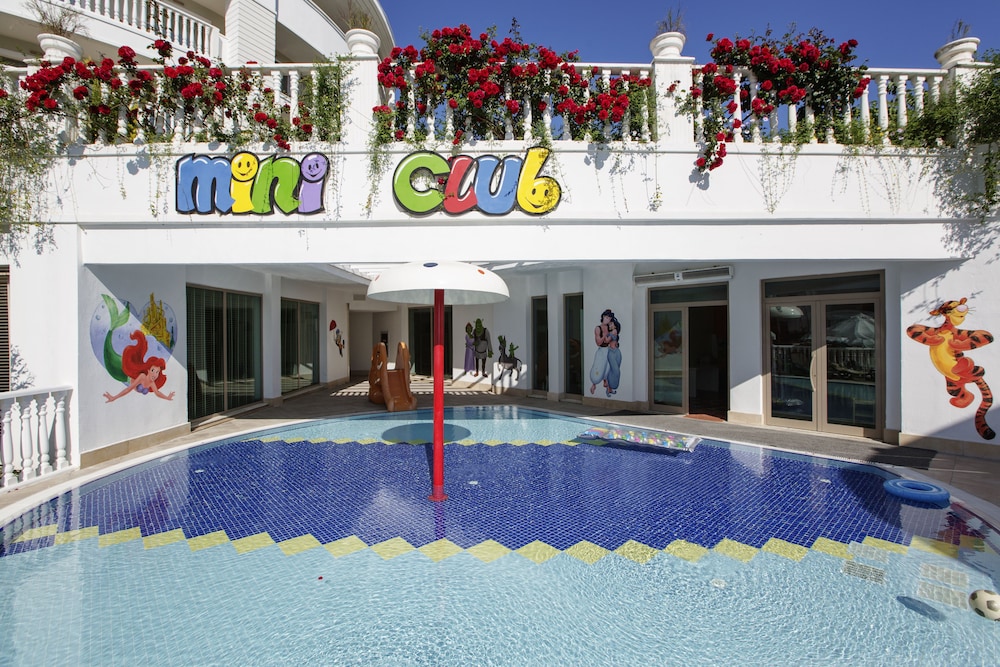 Alba Queen Hotel - Ultra All Inclusive — Attractions for children in Side
