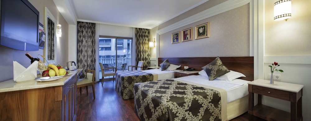 Alba Queen Hotel - Ultra All Inclusive — Hotel rooms in Side