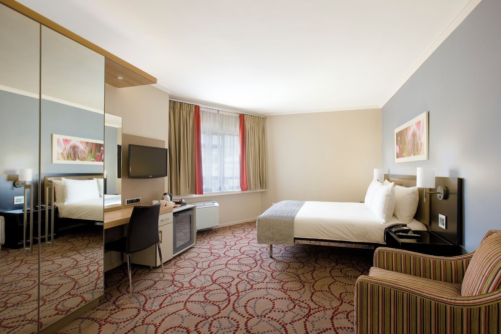 Sunsquare Cape Town Gardens — Hotel rooms in Cape Town, Western Cape