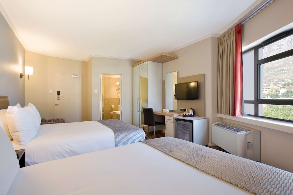 Sunsquare Cape Town Gardens — Hotel rooms in Cape Town, Western Cape