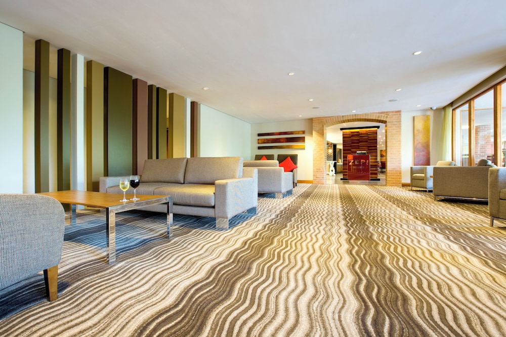 Sunsquare Cape Town Gardens — Restaurant & bars in Cape Town, Western Cape