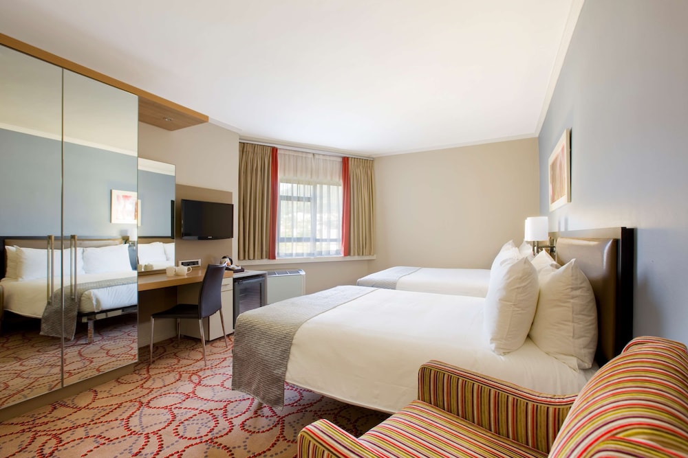 Sunsquare Cape Town Gardens — Hotel rooms in Cape Town, Western Cape