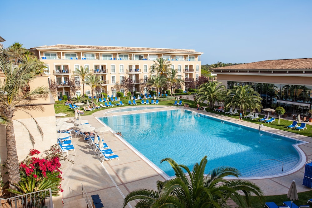 Grupotel Playa de Palma Suites & Spa — Main photo in Playa de Palma, Balearic Islands